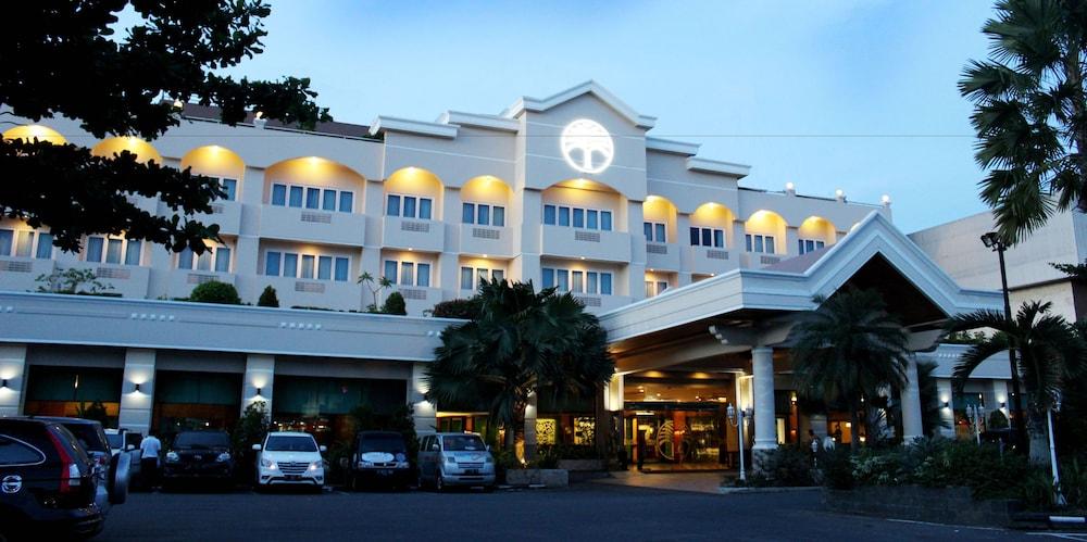 Hotel Bumi Senyiur Samarinda Ngoại thất bức ảnh