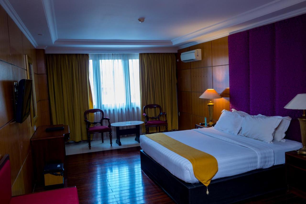 Hotel Bumi Senyiur Samarinda Phòng bức ảnh